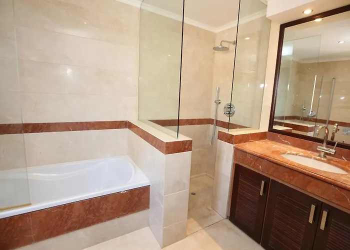 Olivia Vila Neo Chorio